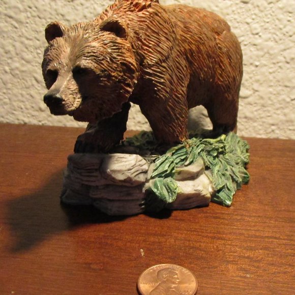 Set number 3 of Seven Miniature Bear Figurines - Picture 14 of 16